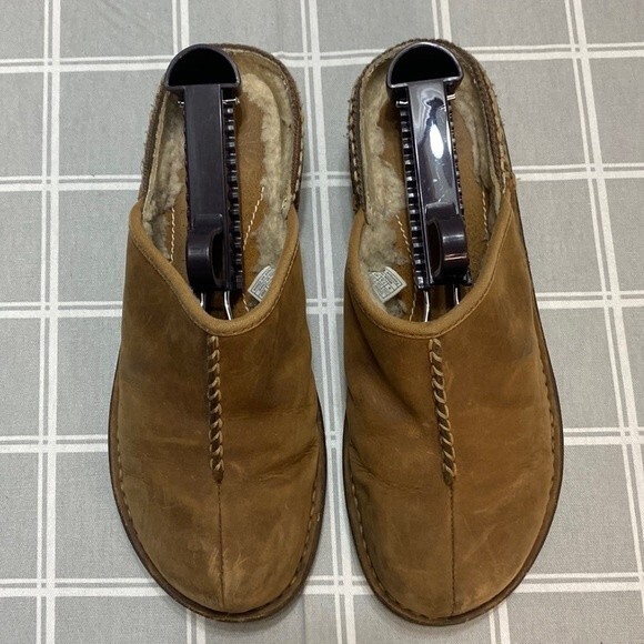 UGG Kohala 5135 Brown Sheepskin Lined Suede Slip On Clog Shoes Size 9 Women’s - Picture 1 of 14